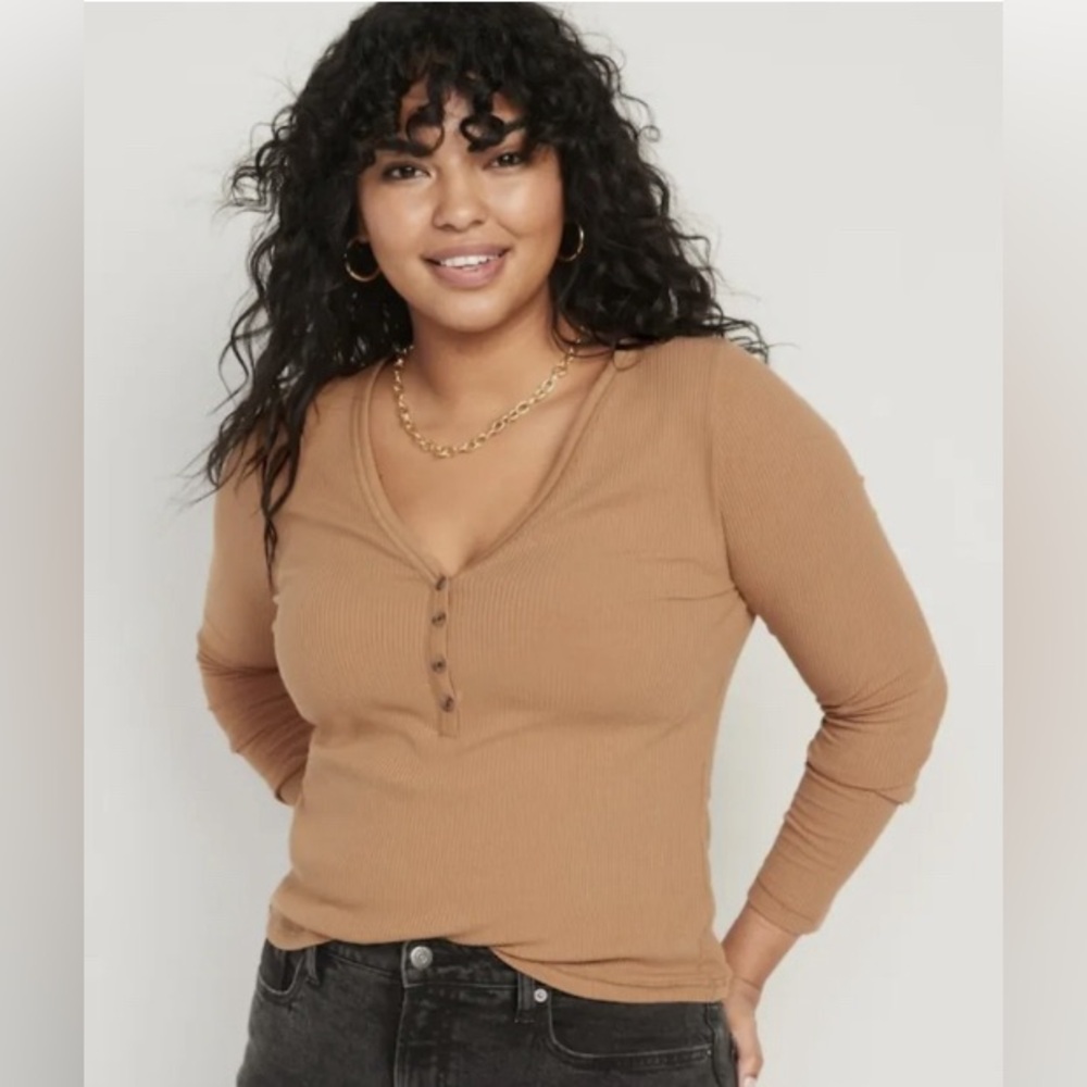 Old Navy fitted rib knit top